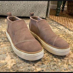 Toms Women's Paxton Taupe Gray Suede Slip-Ons